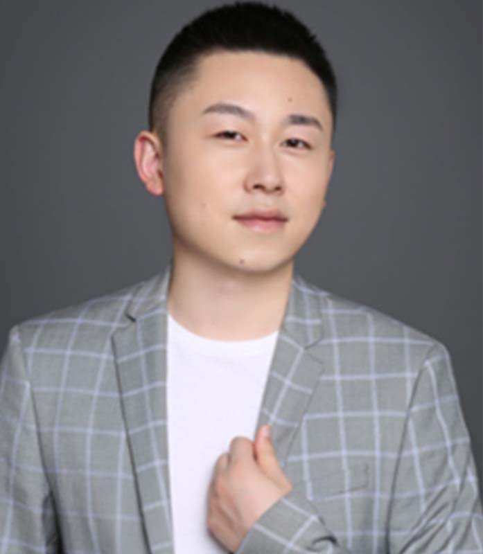 科尔沁右翼中旗李雨恩